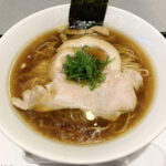 [花月嵐  神田店]醤油、塩、家系、コラボ商品などを提供するオールラウンダー。