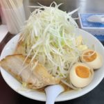 [ラーメン玄] 下北沢の二郎スピンアウト系｡柔らかい豚とモチモチ麺、非乳化スープが特徴！ルールなどを解説｡